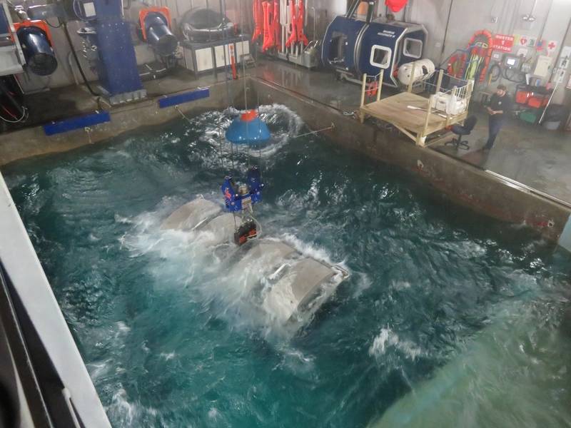 Die Kabine dreht sich im Wasser um. (Foto: Tom Mulligan)