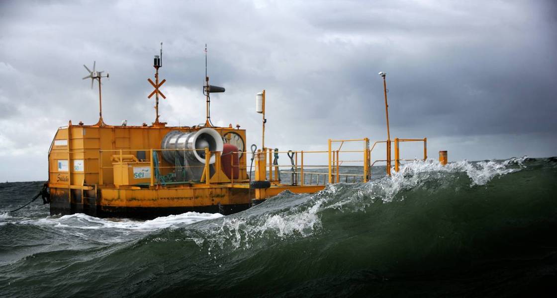 Ein kleinerer Prototyp in Galway Bay, Irland getestet. (Foto: Meeresenergie)