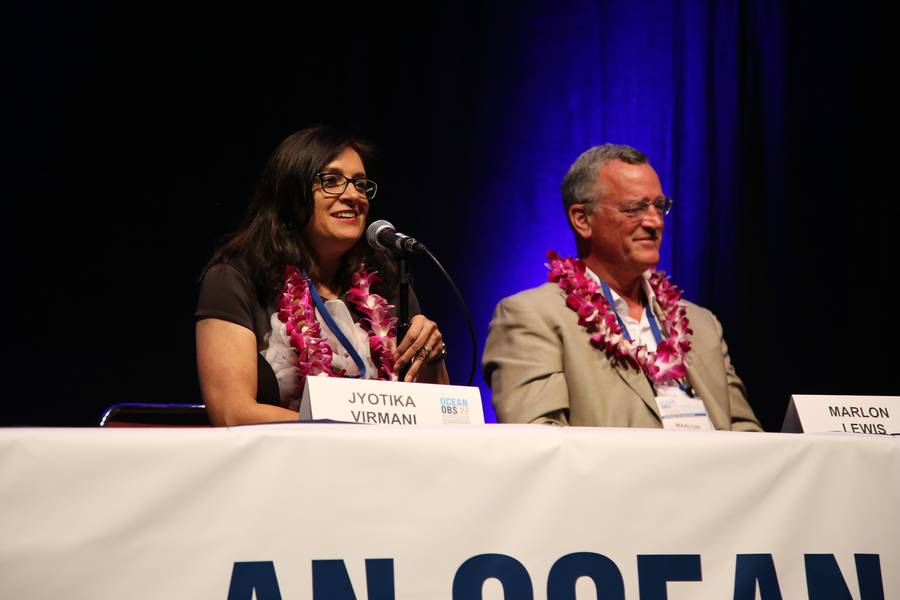 Dr. Jyotika Virmani und Dr. Marlon Lewis bei OceanObs'19. Foto: OceanObs'19