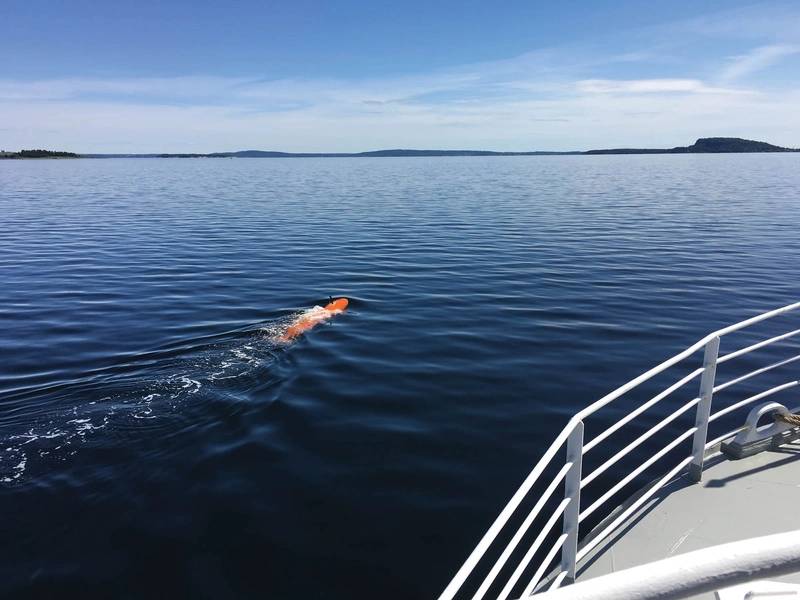 Super vistoriador: um HUGIN Marítimo de Kongsberg faz o seu caminho para o mar, de forma autônoma. Foto: Kongsberg Maritime