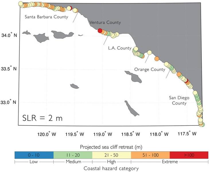 दक्षिणी कैलिफ़ोर्निया तटवर्ती मानचित्र का नक्शा समुद्र तल के 6.6 फीट का उपयोग करके चट्टानों की वापसी का पूर्वानुमान दिखाता है। ऑरेंज और लाल सर्किल 167 फीट से अधिक चरम कटाव का संकेत देते हैं। (छवि: यूएसजीएस)