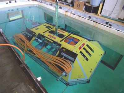 Fig.4. Um Benthic Experiment Package hospeda um ADCP e vários sensores oceânicos menores dentro de um quadro resistente a perigos. Também dentro é uma unidade de energia / comunicação para a rede cabeada. (Crédito: Universidade de Washington)