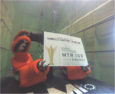 O MTR não apresenta um prêmio “MTR100 Creative Photo”, mas se o vencedor deste ano for o Houston Mechatronics. A foto mostra Aquanaut, da Houston Mechatronic, em teste molhado no início deste ano, segurando o troféu MTR100. (Foto: Mecatrônica de Houston)