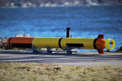 L3 OceanServer Iver Precision Workhorse автономный подводный автомобиль с низким сопротивлением бокового сканирования и батиметрических преобразователей. Фото предоставлено L3 OceanServer.