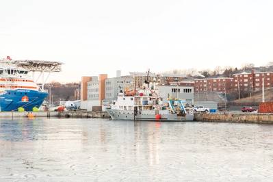 La Odisea de LeeWay en COVE en Dartmouth, Nueva Escocia.