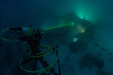 Proceso de recopilación de datos no táctiles en 3D de Depth SL3 con el avión devastador TBD-1 (Crédito: Air / Sea Heritage Foundation foto de Brett Seymour)