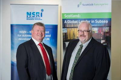 Da esquerda para a direita: Tony Laing, diretor de pesquisa e aceleração de mercado da NSRI e Andy McDonald, diretor de setor, energia e tecnologias de baixo carbono da Scottish Enterprise. (Foto: NSRI)