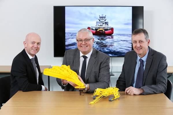 ESS-Geschäftsführer Mark Gillespie, Global Business Development Manager Andy Readyhough und Commercial Director Iain Middleton. (Foto: ESS)