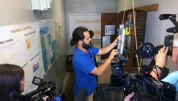 Medições de temperatura da água do mar realizadas no Scripps Pier. (Crédito da foto: Scripps Institution of Oceanography da University of California San Diego)