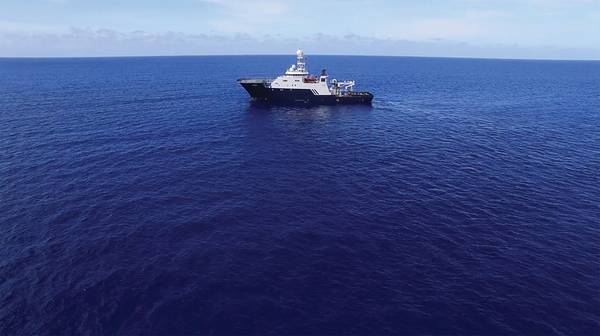 El R / V Petrel, propiedad del cofundador y filántropo de Microsoft Paul G. Allen, en el mar en busca del USS Indianapolis. (Foto cortesía de Paul G. Allen)