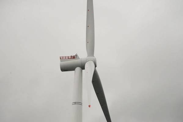 Uma turbina no parque eólico flutuante Hywind Scotland, na costa da Escócia (Foto: Arne Reidar Mortensen / Statoil)