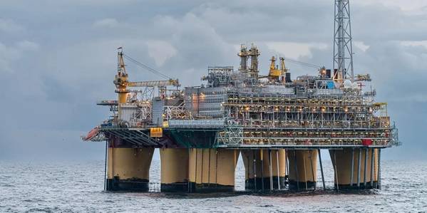 挪威海的 Åsgard B 平台（图片来源：Gudmund Nymoen / Equinor）