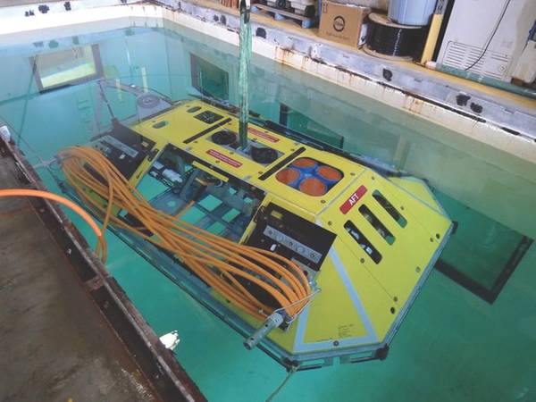 Рис.4. В пакете Benthic Experiment размещены ADCP и несколько небольших датчиков океана в пределах устойчивой к опасным условиям рамы. Также внутри - блок питания / comms для кабельной сети. (Кредит: Вашингтонский университет)