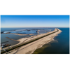 10 million m³ of sand have been deposited around the Houtribdijk levee, protecting infrastructure against waves and nature’s elements. Photo: Frank Janssens/Rijkswaterstaat.