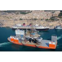 Dockwise Vanguard entering port: Photo courtesy of Boskalis