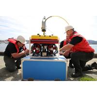Falcon training incorporates plenty of practical hands-on experience for the CSIRO staff. (Photo: Saab Seaeye)