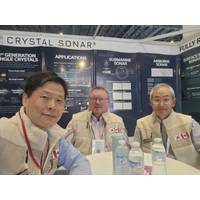 From left: Dr. Sang-Goo Lee, CEO of iBULe Photonics, Richard Watson, Consultant, Higgin Ko, Vice President of iBULe Photonics. © iBULe Photonics