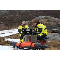 Resourceful: Norwegian AUV and oceanographic researchers work in sync. Photo Credit: Professor Martin Ludvigsen, NTNU AMOS