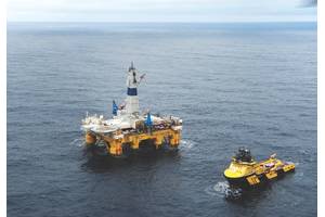 Arctic drilling: the Polar Pioneer in Norway’s arctic waters (Photo: Harald Pettersen, Statoil)