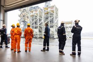 Load out of compressor station cooler modules and flow control module  at OneSubsea Horsoy, witnessed by Shell and OneSubsea team (Credit: Shell)