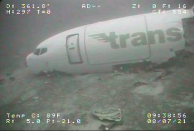 Forward fuselage of the 737 found on the seabed a week later. Image courtesy SEAMOR Marine Ltd.