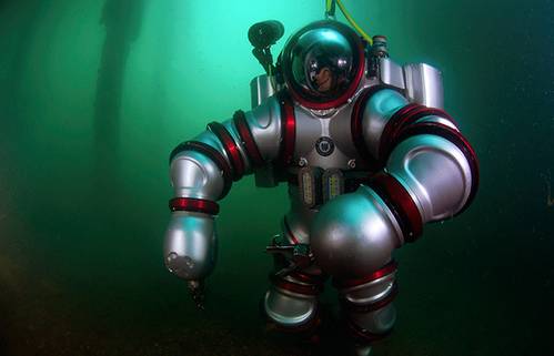 The 2014 expedition to the Antikythera shipwreck marks the experimental debut of a new robotic diving apparatus for use in marine archaeology—the Exosuit. (Courtesy of Brendan Foley, Woods Hole Oceanographic Institution)