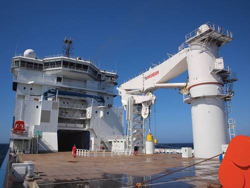 A 400-ton MacGregor subsea crane on board North Sea Shipping’s North Sea Giant has a similar design with the main AHC winch installed under deck