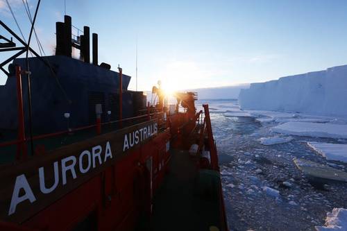 Aboard RSV Aurora Australis at the front of the Totten Glacier in 2015 – the first time a ship had been able to access the front of the Totten Glacier which is normally surrounded by thick sea ice. (Photo: Paul Brown)