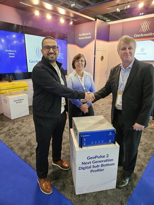 Akram Ali, MER-Subsea, and Richard Dowdeswell, GeoAcoustics (Credit: GeoAcoustics)
