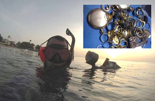Anthony Morales dives with his Pulse 8X detector in Puerto Rico recovering lost jewelry and other “treasures”. (Photo: JW Fishers)