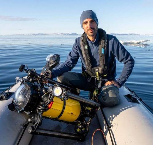 Antoine Drancey with the Boxfish Luna professional underwater drone on the boat. (Photo: Boxfish Robotics)
