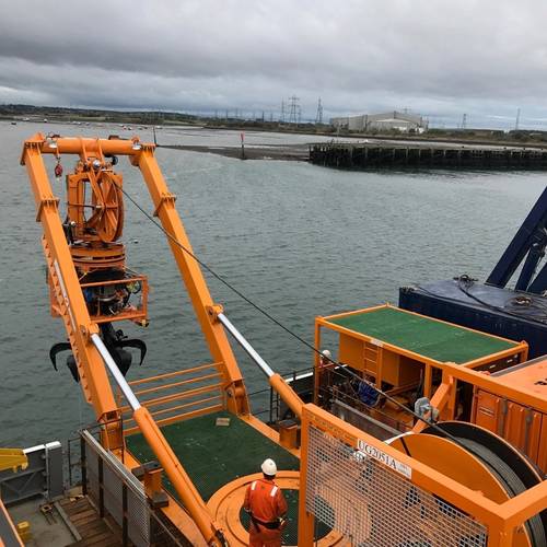 ESS’ boulder grab equipment will be used to remove an estimated 1,700 boulders located over a 135-kilometer route offshore northwest England. (Photo: ESS)