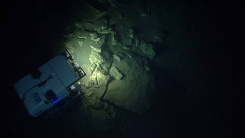 ROV Deep Discoverer investigates the geomorphology of Block Canyon. (Credit: NOAA)