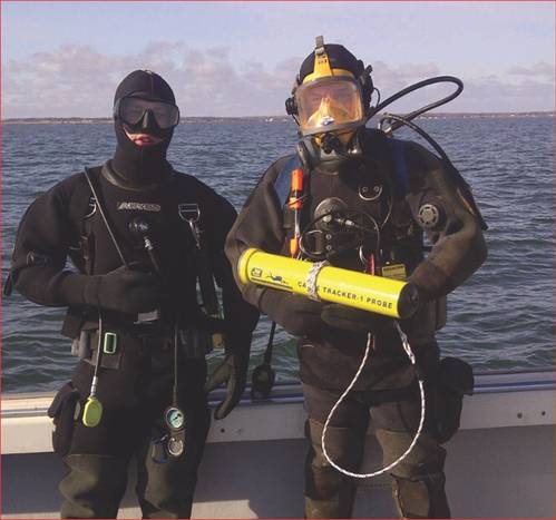 Divers & CT-1 Cable Tracker: Photo credit JW Fishers