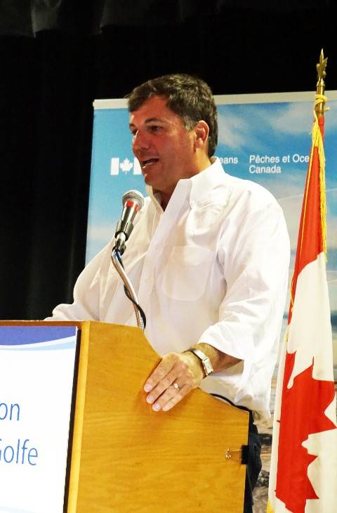 Dominic LeBlanc, Minister of Fisheries, Oceans and the Canadian Coast Guard, announced the creation of the Atlantic Science Enterprise Centre at the Gulf Fisheries Center in Moncton, N.B. (Photo: Fisheries and Oceans Canada)