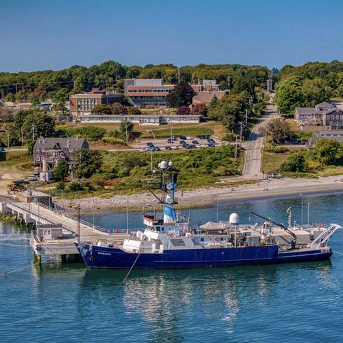 R/V Endeavor. Credit: URI Photo