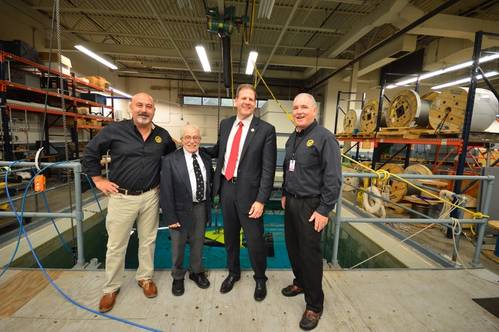 From left to right: director of marketing Giuseppe Di Stefano, Marty Klein, Governor Chris Sununu, and Frank Cobis. (Photo: Klein Marine Systems)