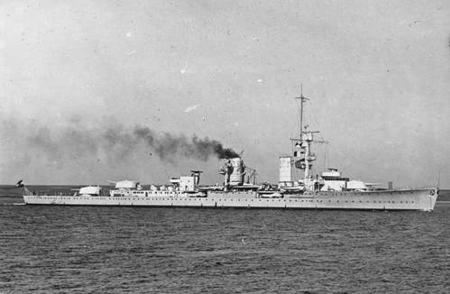 German cruiser Karlsruhe (Photo: German Federal Archive)