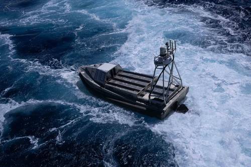 A U.S. Navy Global Autonomous Reconnaissance Craft (GARC) maneuvers in the Atlantic Ocean during UNITAS 2025, the 66th iteration of the world’s longest-running multinational maritime exercise. (Official U.S. Navy photo)