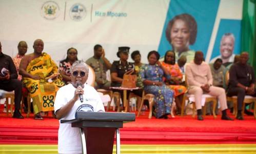 The Honourable Emelia Arthur, Minister of Fisheries and Aquaculture, speaks at an event to launch Ghana's first marine protected area. Image credit: Hen Mpoano