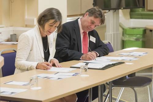 Prof. Janet Beer of the University of Liverpool and & Prof. Ed Hill of the NOC (Photo: NOC)