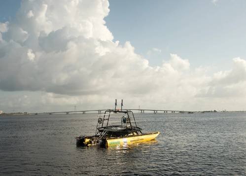 Klein partnered with Seafloor Systems, Inc. to integrate the Klein MAX View 600 gap-filling side scan sonar system with their large-format, wave adaptive HydroCat-180 USV. Photo courtesy MIND Technology