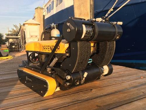 Kraken's SeaVision 3D Underwater Laser Scanner integrated onto the Greensea Hull Crawler, with foam to maintain neutral buoyancy (Photo: Kraken)