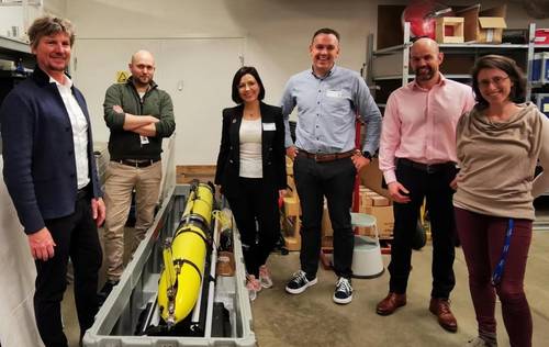 From left: Lionel Camus (Manager Digital Solutions, Akvaplan-niva), Morten Thorstensen (Head of Field Infrastructure and Logistics, Akvaplan-niva), Nadia Aarab (Group Environmental Sustainability Lead, Deep Ocean), Andries Ferla (Ocean Solutions & Technology Director, Deep Ocean), Alexander Rumson (Technology Manager, Deep Ocean), Virginie Ramasco (Environmental Impact Scientist, Akvaplan-niva). ©DeepOcean