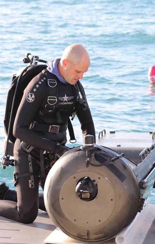 “The long range standoff command and control of ROVs is the single best solution to keep the warfighter safe by getting them as far as possible from a subsea threat,” said Ben Kinnaman, CEO of Greensea. 