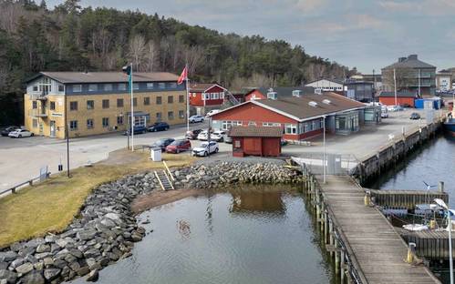 MacArtney Sweden's new office at Nya Varvet (yellow building), set within a busy marine hub, supports more direct involvement in system decisions. © MacArtney