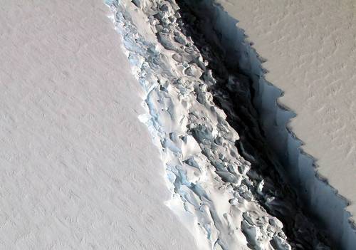 A massive rift in the Antarctic Peninsula's Larsen C ice shelf. (Image Credit: NASA/John Sonntag)