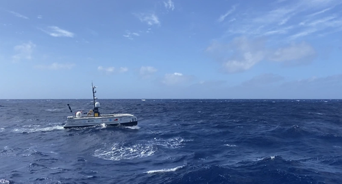 USV Maxlimer returning from HT-HH caldera - Credit: Inmarsat