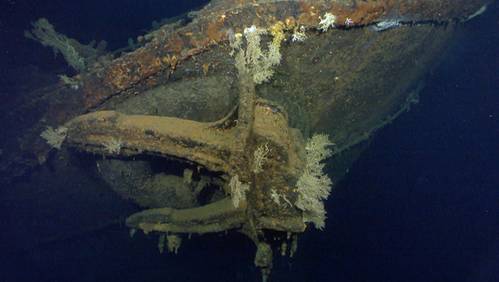 The Musashi carried two 15-ton anchors. The starboard anchor remains in place. (Photo: Paul Allen)