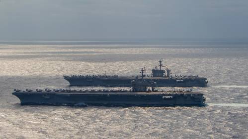 (Photo: Larissa T. Dougherty / U.S. Navy)